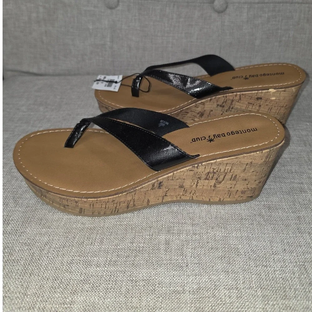 Y2K Montego Bay Club Womens Black Patent Cork Wedge Thong Sandals Size 9 139985